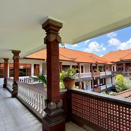 Simpang Inn Hotel Legian Exteriör bild