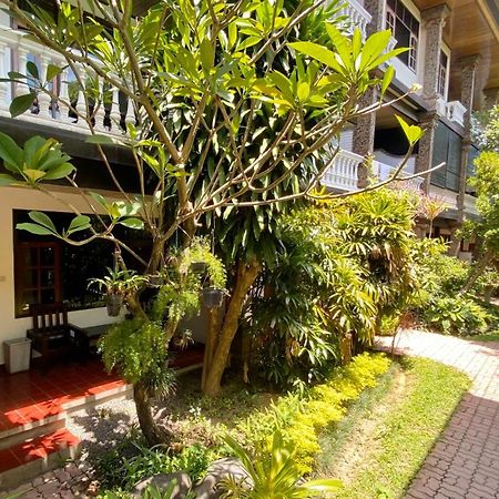 Simpang Inn Hotel Legian Exteriör bild