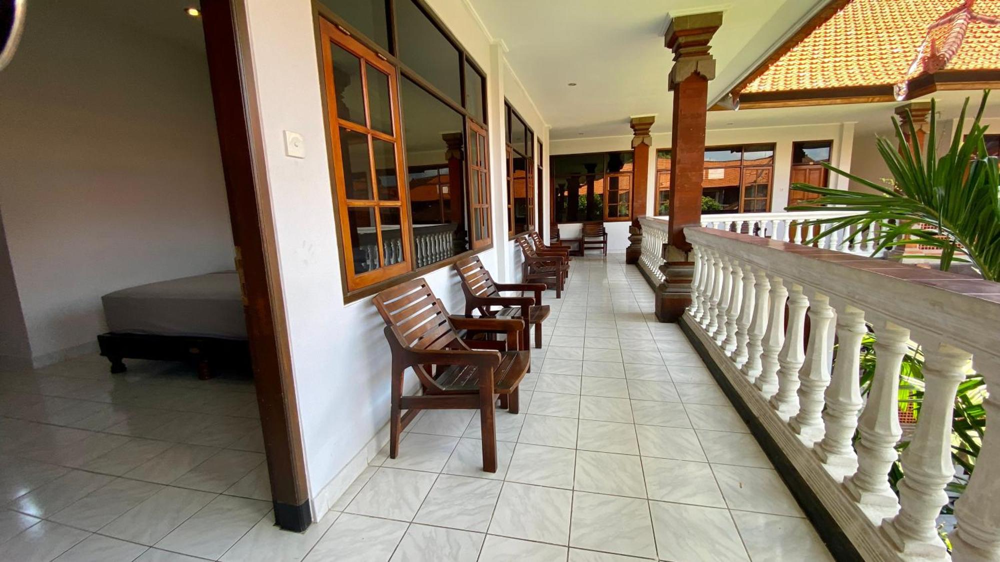 Simpang Inn Hotel Legian Exteriör bild