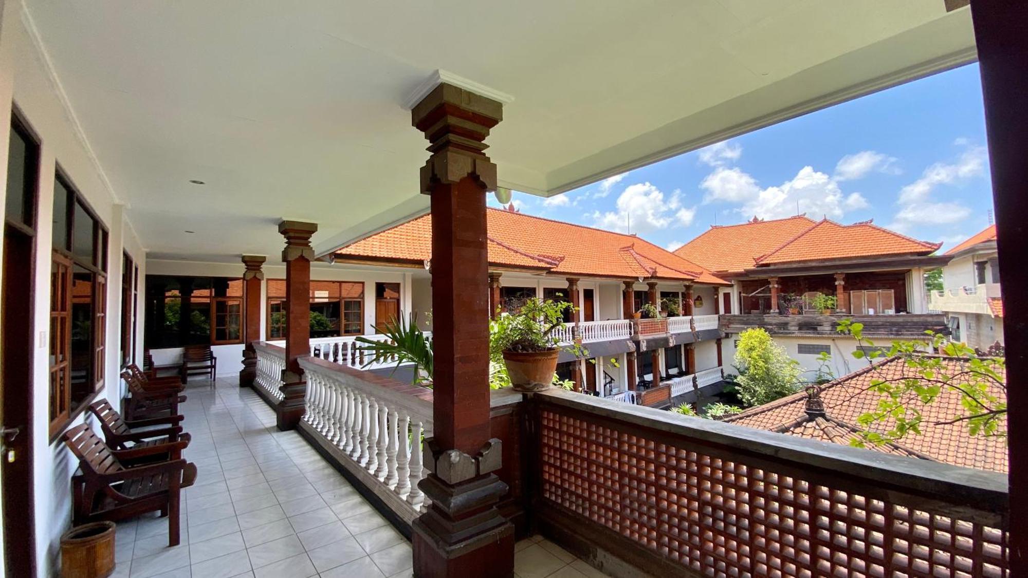 Simpang Inn Hotel Legian Exteriör bild