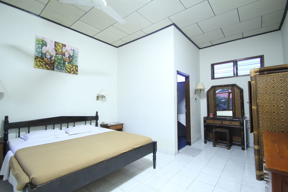 Simpang Inn Hotel Legian Exteriör bild