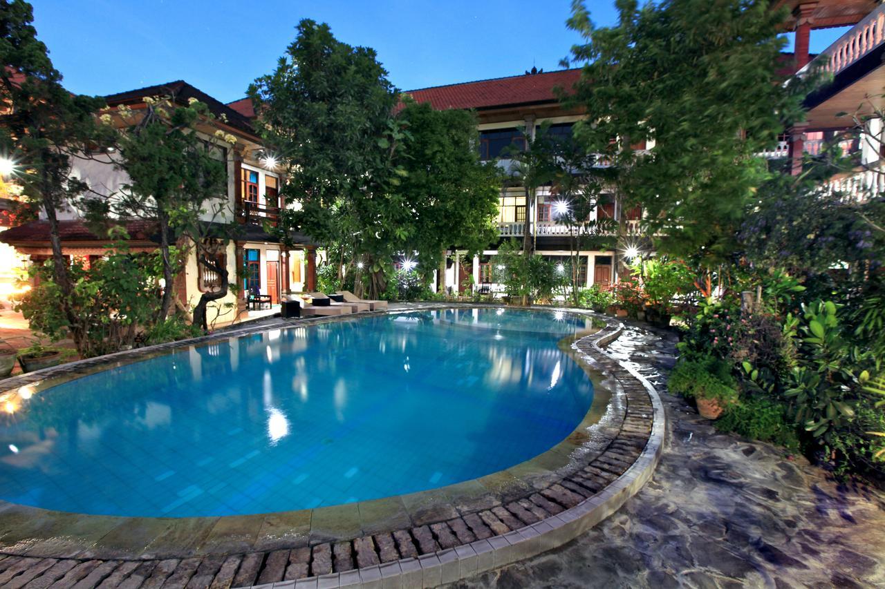 Simpang Inn Hotel Legian Exteriör bild