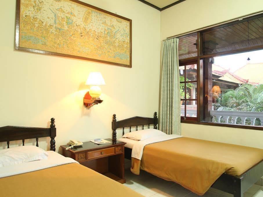 Simpang Inn Hotel Legian Exteriör bild