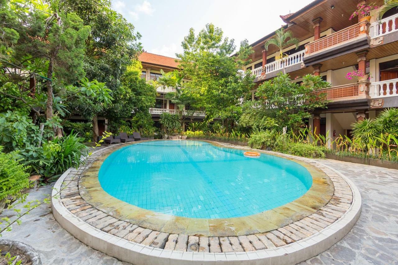 Simpang Inn Hotel Legian Exteriör bild