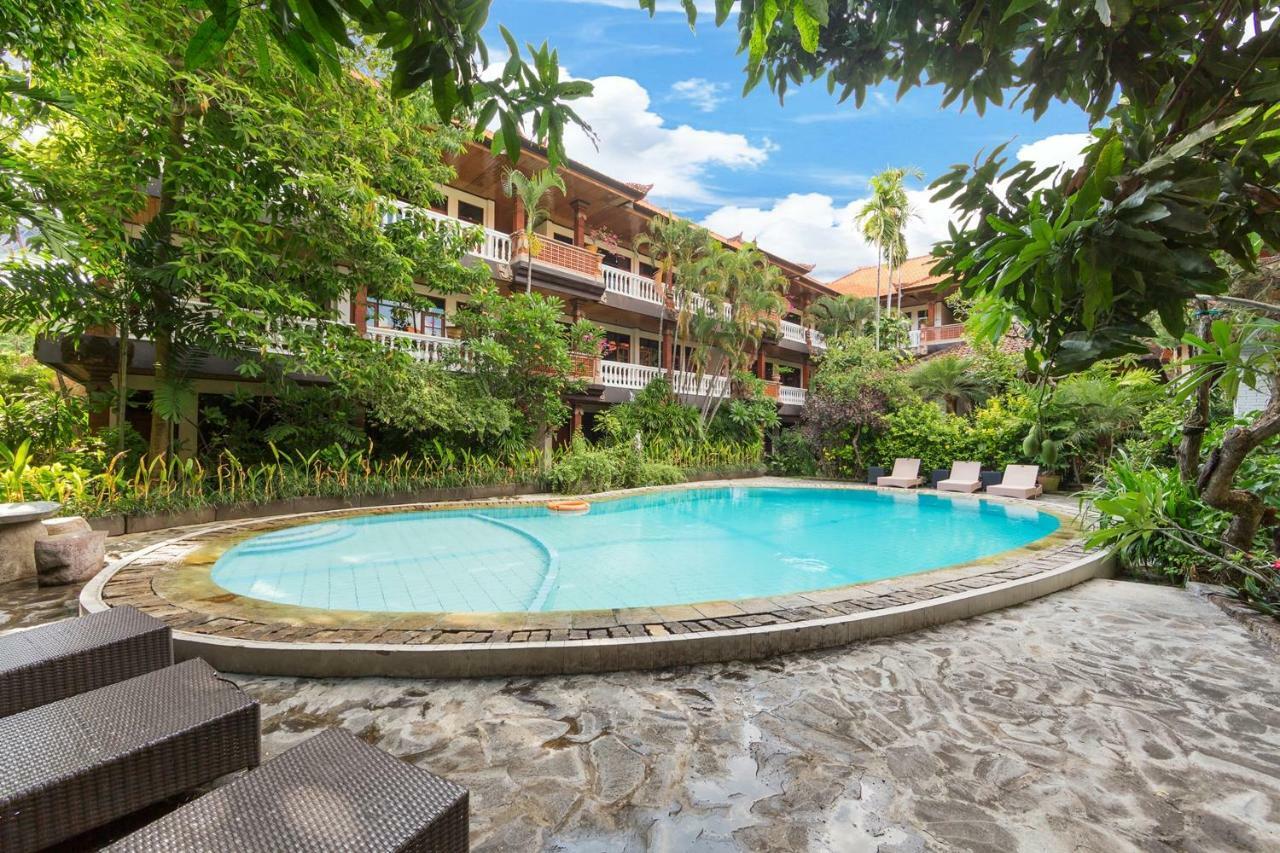 Simpang Inn Hotel Legian Exteriör bild